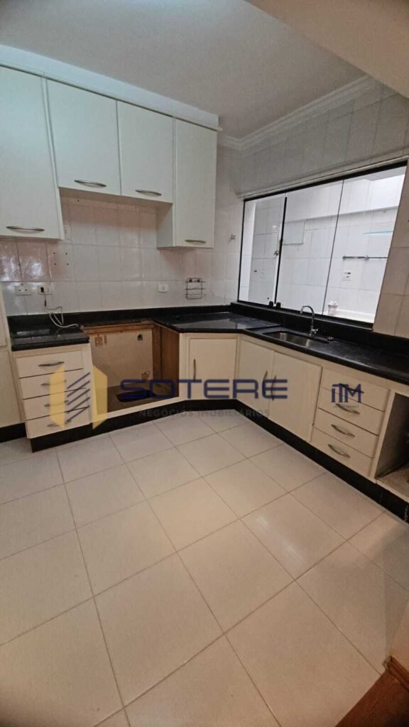 Sobrado Reformado com 3 Dormitórios e Planejados no Rudge Ramos – SBC – 5879