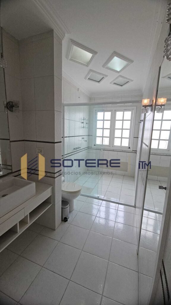 Sobrado Reformado com 3 Dormitórios e Planejados no Rudge Ramos – SBC – 5879